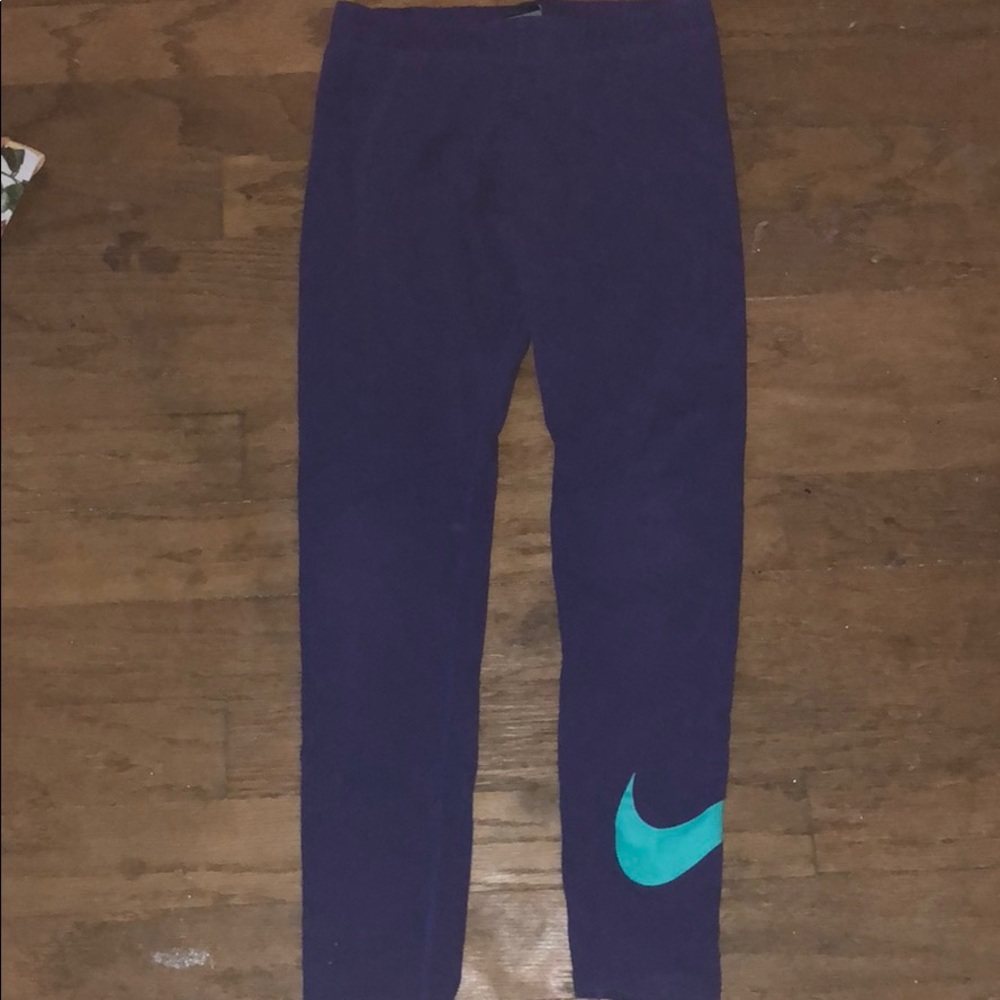 Purple Nike leggings!